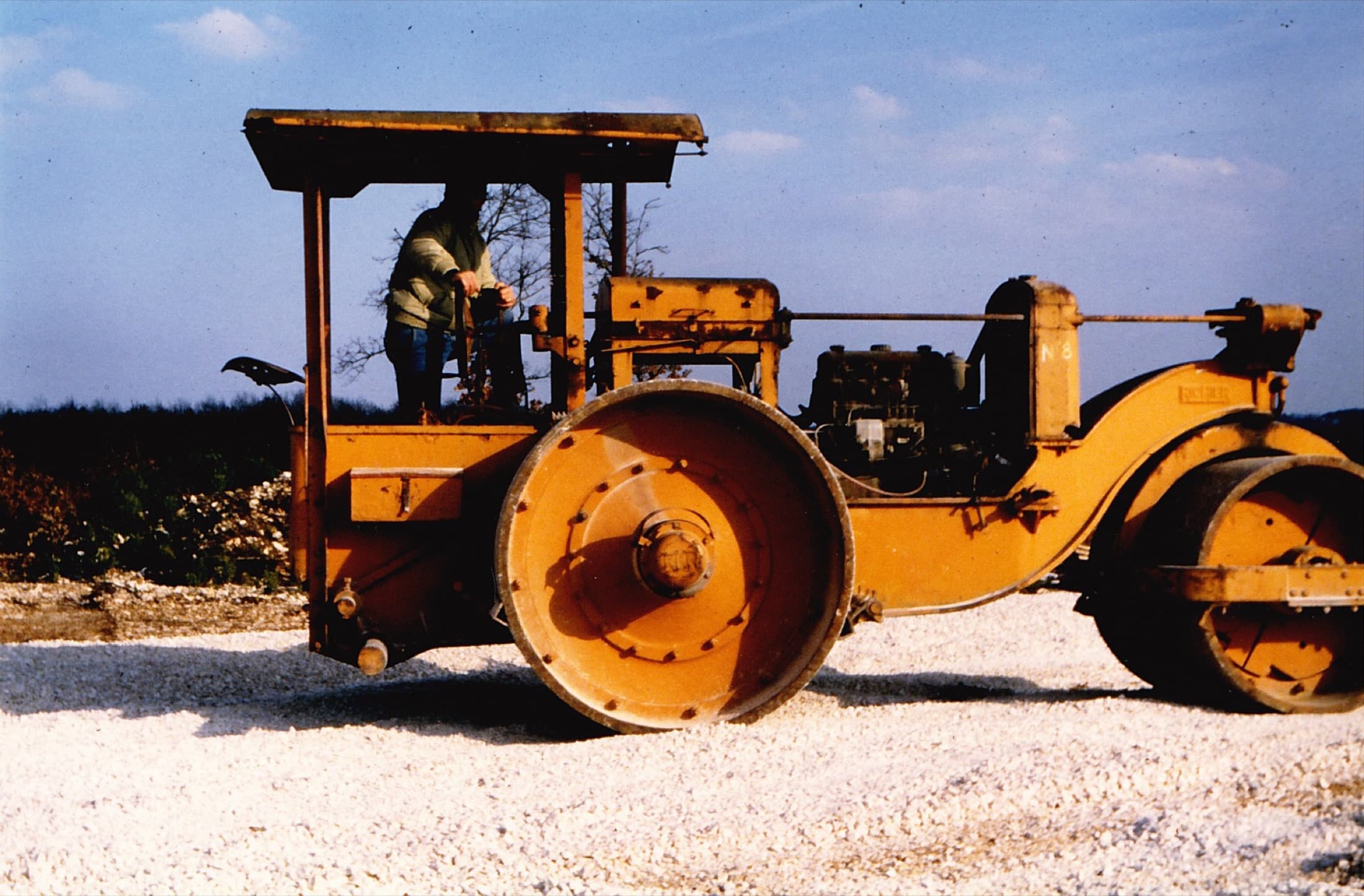 Construction de la piste avion, 1987