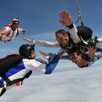 Découvrir le parachutisme : le saut en tandem