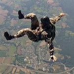 Perfectionnement en parachutisme : stage de préparation au concours INSSOCR, dos